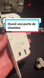 ouvrir une porte de chambre bloquée