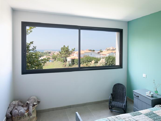 fenêtre panoramique coulissante