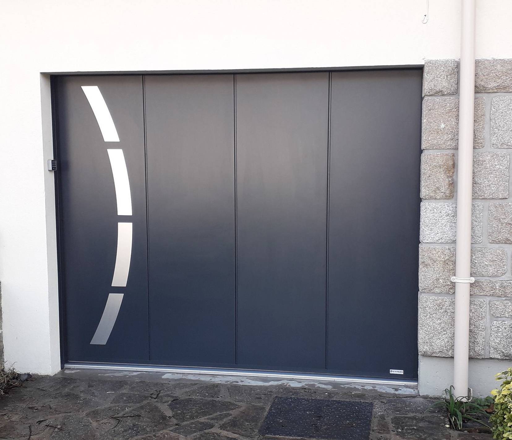porte coulissante de garage motorisée